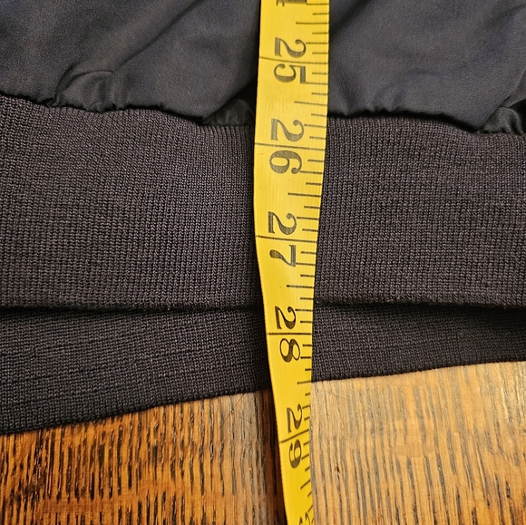 Cutter & Buck Navy Blue Short Sleeve Golf Windshirt - Picture 9 of 10